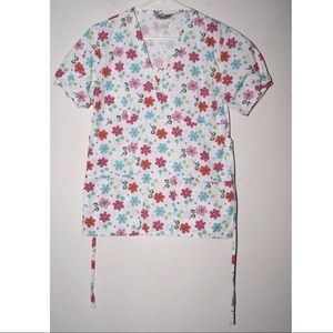 Comfy Cotton white floral scrub top